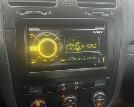 Чорний Фольксваген Гольф, об'ємом двигуна 1.6 л та пробігом 211 тис. км за 6350 $, фото 17 на Automoto.ua