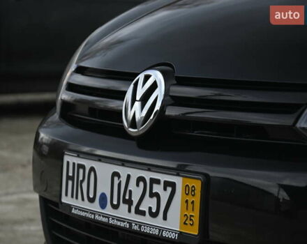Черный Фольксваген Гольф, объемом двигателя 1.6 л и пробегом 217 тыс. км за 7700 $, фото 7 на Automoto.ua