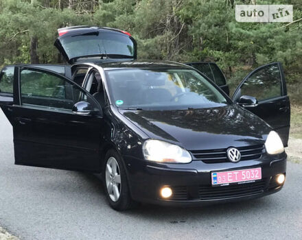 Черный Фольксваген Гольф, объемом двигателя 1.4 л и пробегом 206 тыс. км за 5900 $, фото 2 на Automoto.ua