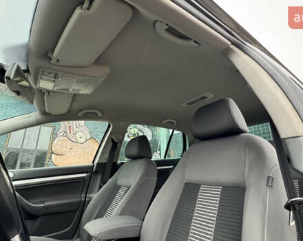 Черный Фольксваген Гольф, объемом двигателя 1.39 л и пробегом 242 тыс. км за 6999 $, фото 13 на Automoto.ua