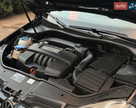 Чорний Фольксваген Гольф, об'ємом двигуна 1.6 л та пробігом 203 тис. км за 6600 $, фото 35 на Automoto.ua