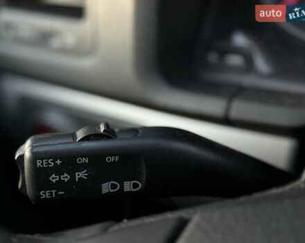 Черный Фольксваген Гольф, объемом двигателя 1.4 л и пробегом 211 тыс. км за 5690 $, фото 84 на Automoto.ua