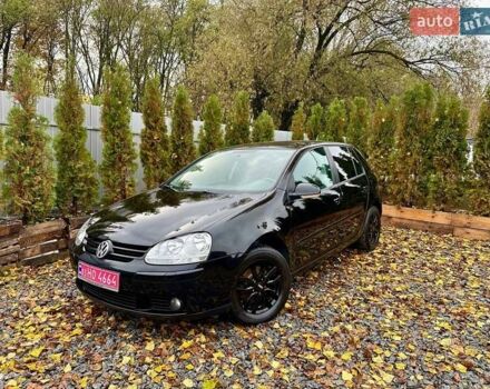 Черный Фольксваген Гольф, объемом двигателя 1.6 л и пробегом 215 тыс. км за 6300 $, фото 5 на Automoto.ua