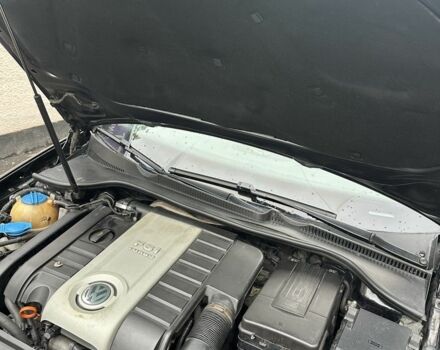 Черный Фольксваген Гольф, объемом двигателя 2 л и пробегом 252 тыс. км за 7200 $, фото 6 на Automoto.ua