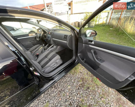 Чорний Фольксваген Гольф, об'ємом двигуна 1.4 л та пробігом 217 тис. км за 5900 $, фото 17 на Automoto.ua