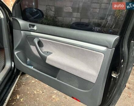 Чорний Фольксваген Гольф, об'ємом двигуна 1.4 л та пробігом 204 тис. км за 5200 $, фото 11 на Automoto.ua