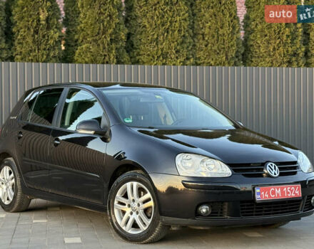Черный Фольксваген Гольф, объемом двигателя 1.4 л и пробегом 211 тыс. км за 5690 $, фото 30 на Automoto.ua