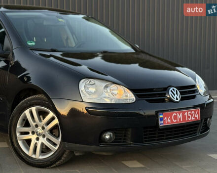 Черный Фольксваген Гольф, объемом двигателя 1.4 л и пробегом 211 тыс. км за 5690 $, фото 25 на Automoto.ua