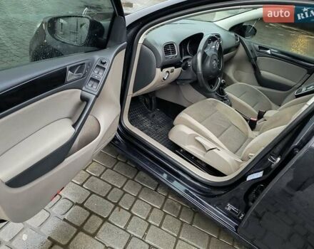 Черный Фольксваген Гольф, объемом двигателя 1.97 л и пробегом 329 тыс. км за 7800 $, фото 12 на Automoto.ua