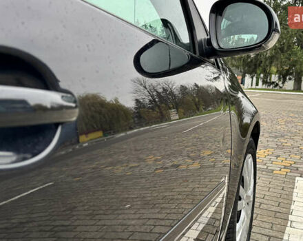 Черный Фольксваген Гольф, объемом двигателя 1.39 л и пробегом 242 тыс. км за 6999 $, фото 29 на Automoto.ua