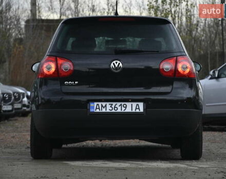 Черный Фольксваген Гольф, объемом двигателя 1.39 л и пробегом 221 тыс. км за 6800 $, фото 9 на Automoto.ua