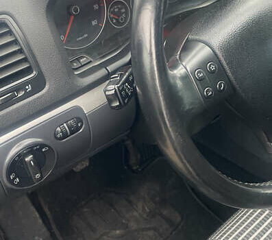 Чорний Фольксваген Гольф, об'ємом двигуна 1.4 л та пробігом 217 тис. км за 5900 $, фото 27 на Automoto.ua