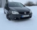 Черный Фольксваген Гольф, объемом двигателя 1.6 л и пробегом 220 тыс. км за 5350 $, фото 1 на Automoto.ua