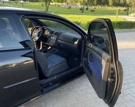 Черный Фольксваген Гольф, объемом двигателя 1.6 л и пробегом 340 тыс. км за 4999 $, фото 29 на Automoto.ua