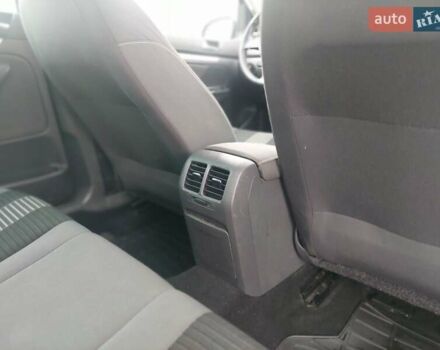 Черный Фольксваген Гольф, объемом двигателя 1.6 л и пробегом 198 тыс. км за 6499 $, фото 28 на Automoto.ua