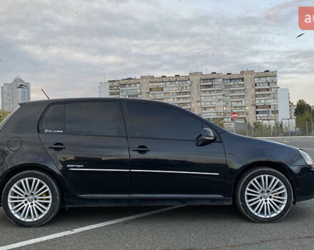Черный Фольксваген Гольф, объемом двигателя 1.6 л и пробегом 237 тыс. км за 6000 $, фото 3 на Automoto.ua