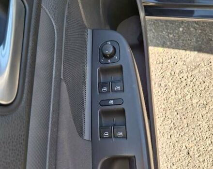 Черный Фольксваген Гольф, объемом двигателя 1.4 л и пробегом 276 тыс. км за 6600 $, фото 21 на Automoto.ua