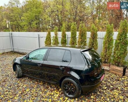 Черный Фольксваген Гольф, объемом двигателя 1.6 л и пробегом 215 тыс. км за 6300 $, фото 7 на Automoto.ua