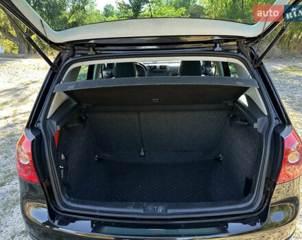 Черный Фольксваген Гольф, объемом двигателя 1.39 л и пробегом 228 тыс. км за 7000 $, фото 9 на Automoto.ua