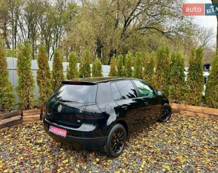 Черный Фольксваген Гольф, объемом двигателя 1.6 л и пробегом 215 тыс. км за 6300 $, фото 28 на Automoto.ua