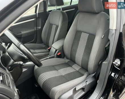 Черный Фольксваген Гольф, объемом двигателя 1.4 л и пробегом 231 тыс. км за 6799 $, фото 15 на Automoto.ua