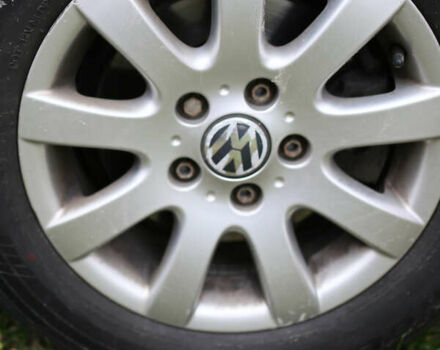 Черный Фольксваген Гольф, объемом двигателя 1.39 л и пробегом 200 тыс. км за 5900 $, фото 3 на Automoto.ua