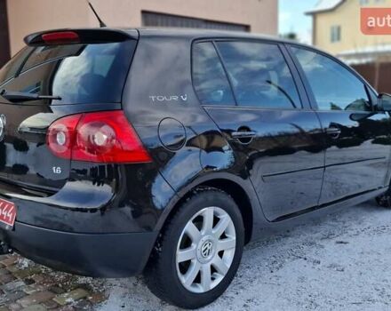 Чорний Фольксваген Гольф, об'ємом двигуна 1.6 л та пробігом 178 тис. км за 6699 $, фото 5 на Automoto.ua