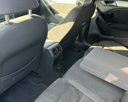 Черный Фольксваген Гольф, объемом двигателя 1.97 л и пробегом 304 тыс. км за 8300 $, фото 5 на Automoto.ua