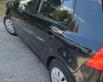 Черный Фольксваген Гольф, объемом двигателя 1.6 л и пробегом 280 тыс. км за 6300 $, фото 4 на Automoto.ua