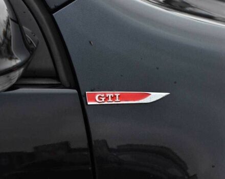 Черный Фольксваген Гольф, объемом двигателя 1.6 л и пробегом 223 тыс. км за 6999 $, фото 7 на Automoto.ua