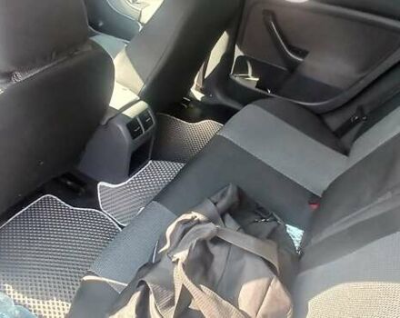 Черный Фольксваген Гольф, объемом двигателя 1.6 л и пробегом 228 тыс. км за 7500 $, фото 6 на Automoto.ua