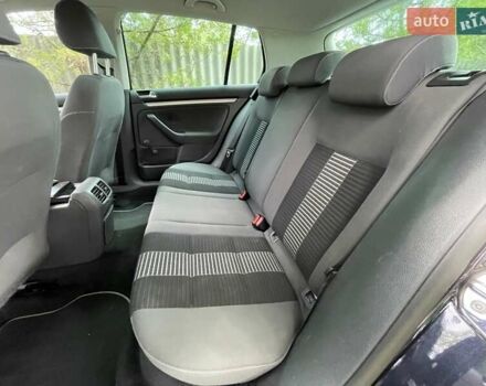 Чорний Фольксваген Гольф, об'ємом двигуна 1.6 л та пробігом 211 тис. км за 6850 $, фото 23 на Automoto.ua