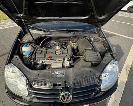 Черный Фольксваген Гольф, объемом двигателя 1.39 л и пробегом 214 тыс. км за 6450 $, фото 17 на Automoto.ua