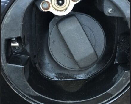 Черный Фольксваген Гольф, объемом двигателя 1.6 л и пробегом 226 тыс. км за 7500 $, фото 6 на Automoto.ua