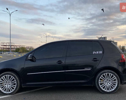 Черный Фольксваген Гольф, объемом двигателя 1.6 л и пробегом 237 тыс. км за 6000 $, фото 2 на Automoto.ua