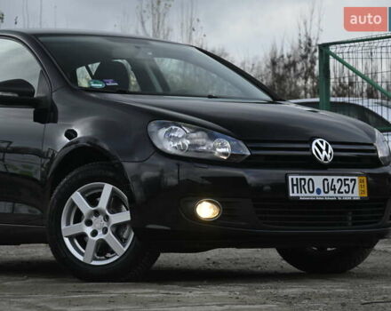 Черный Фольксваген Гольф, объемом двигателя 1.6 л и пробегом 217 тыс. км за 7700 $, фото 2 на Automoto.ua