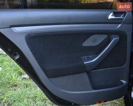 Чорний Фольксваген Гольф, об'ємом двигуна 1.4 л та пробігом 212 тис. км за 5555 $, фото 20 на Automoto.ua