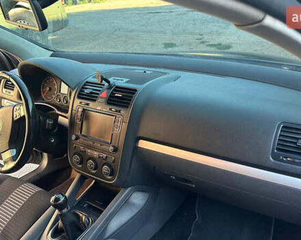 Чорний Фольксваген Гольф, об'ємом двигуна 1.6 л та пробігом 230 тис. км за 7600 $, фото 33 на Automoto.ua