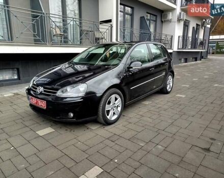 Черный Фольксваген Гольф, объемом двигателя 1.4 л и пробегом 230 тыс. км за 5999 $, фото 1 на Automoto.ua