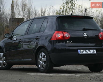 Черный Фольксваген Гольф, объемом двигателя 1.39 л и пробегом 221 тыс. км за 6800 $, фото 7 на Automoto.ua