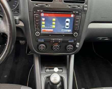 Чорний Фольксваген Гольф, об'ємом двигуна 1.6 л та пробігом 208 тис. км за 5950 $, фото 8 на Automoto.ua