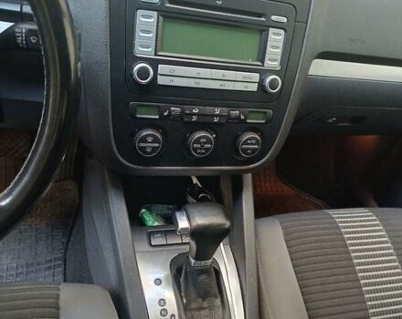 Чорний Фольксваген Гольф, об'ємом двигуна 1.97 л та пробігом 256 тис. км за 8400 $, фото 6 на Automoto.ua