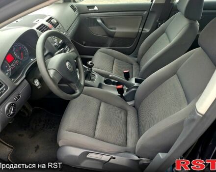 Черный Фольксваген Гольф, объемом двигателя 1.6 л и пробегом 212 тыс. км за 7099 $, фото 10 на Automoto.ua