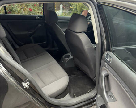 Черный Фольксваген Гольф, объемом двигателя 1.9 л и пробегом 141 тыс. км за 6900 $, фото 7 на Automoto.ua