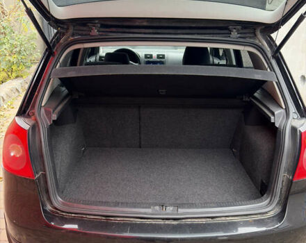 Черный Фольксваген Гольф, объемом двигателя 1.9 л и пробегом 141 тыс. км за 6900 $, фото 10 на Automoto.ua