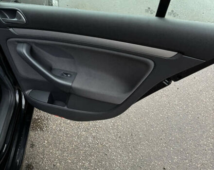 Чорний Фольксваген Гольф, об'ємом двигуна 1.4 л та пробігом 194 тис. км за 5899 $, фото 17 на Automoto.ua