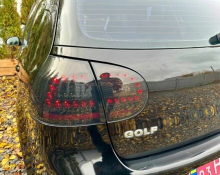 Черный Фольксваген Гольф, объемом двигателя 1.6 л и пробегом 215 тыс. км за 6300 $, фото 8 на Automoto.ua