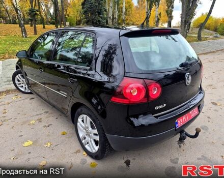 Черный Фольксваген Гольф, объемом двигателя 1.6 л и пробегом 212 тыс. км за 7099 $, фото 6 на Automoto.ua