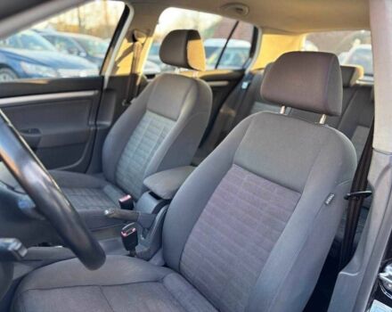 Черный Фольксваген Гольф, объемом двигателя 1.6 л и пробегом 198 тыс. км за 6999 $, фото 12 на Automoto.ua