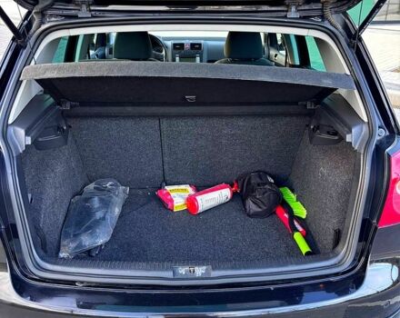 Черный Фольксваген Гольф, объемом двигателя 1.6 л и пробегом 258 тыс. км за 5700 $, фото 9 на Automoto.ua